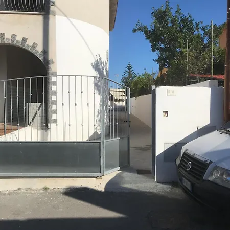 Δωμάτια σε οικογενειακή κατοικία Casa Milu